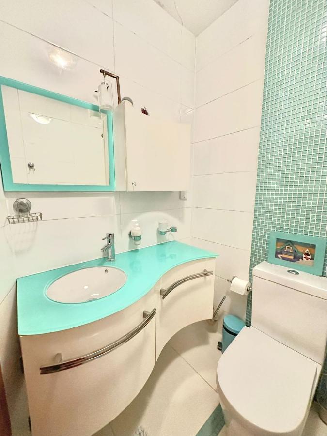 London Charm - Stylish Room In Spacious Home מראה חיצוני תמונה